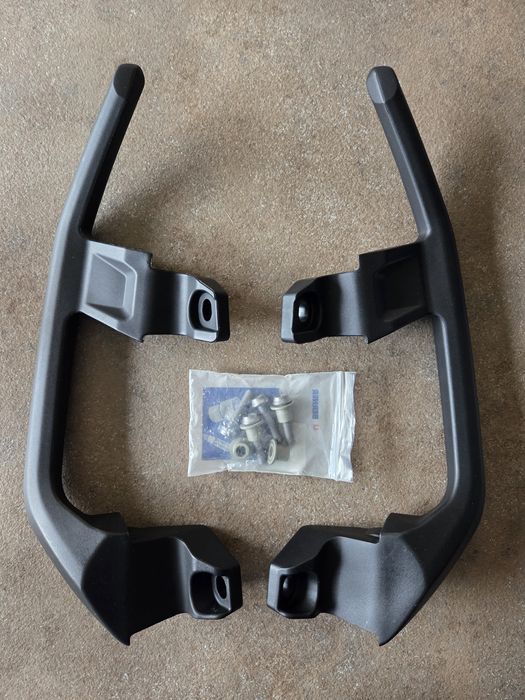 Nowe uchwyty rączki pasażera BMW C400GT C400X