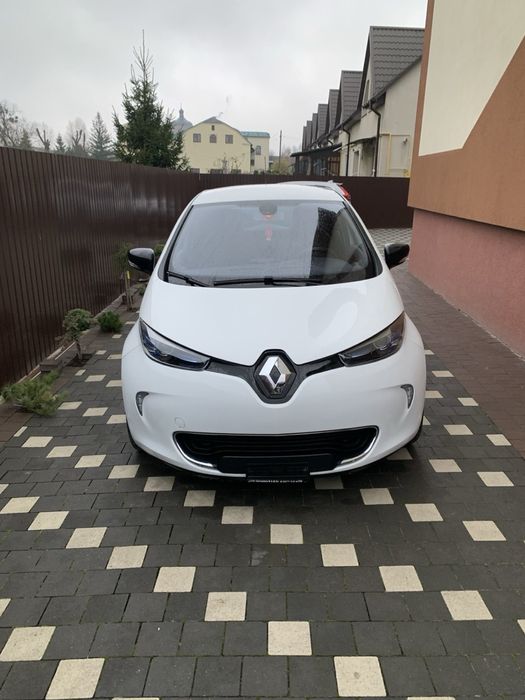 Рено зоя 2015 рік