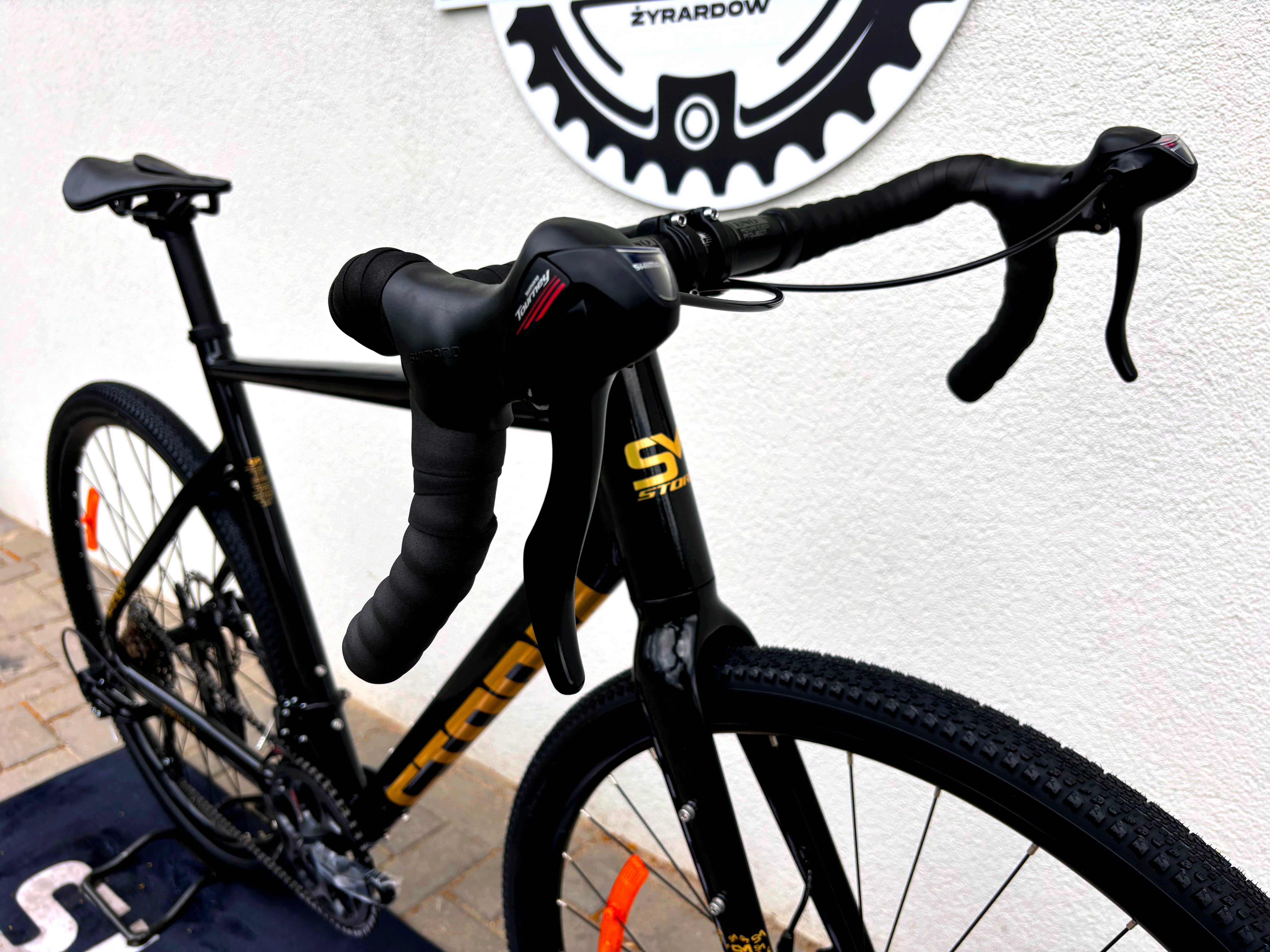 Rower GRAVEL * STORM FOCUS 1.0 DISC 28 * 56cm Hamulce TARCZOWE Shimano