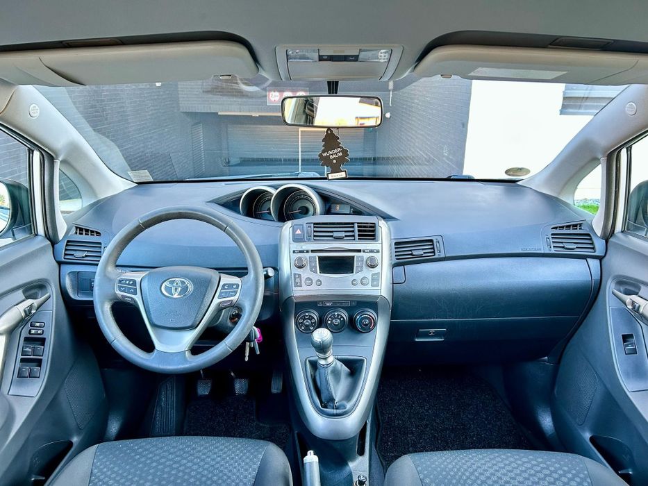 Toyota Verso 1.6 Benzyna 132KM! 2010r! 178tys przebiegu! 7 osobowa!