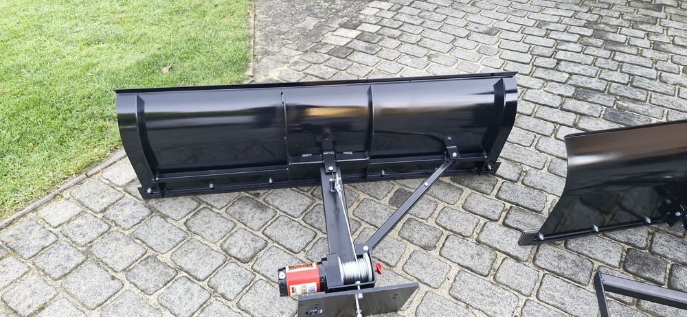 Pług snieżny kubota GR2120  pług do śniegu