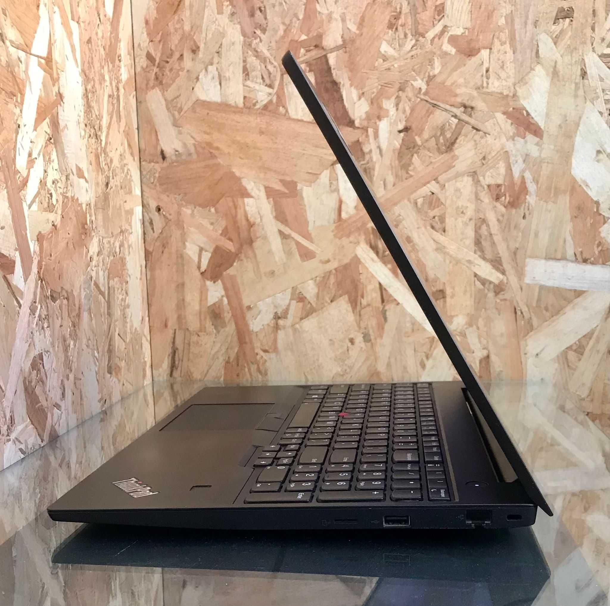 Lenovo ThinkPad E590, Processador i5, 1TB SSD, 16GB RAM, GARANTIA