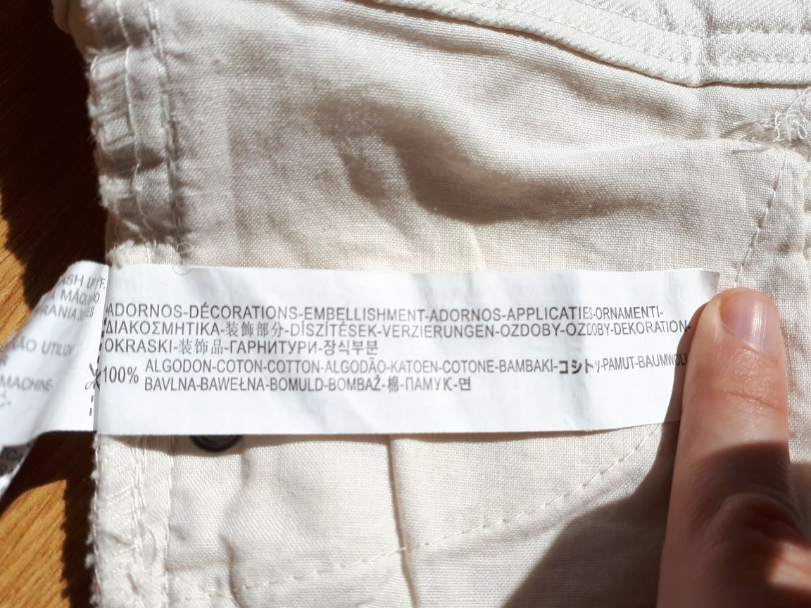 Шорти жіночі котонові нові Bershka мереживом айворі білі