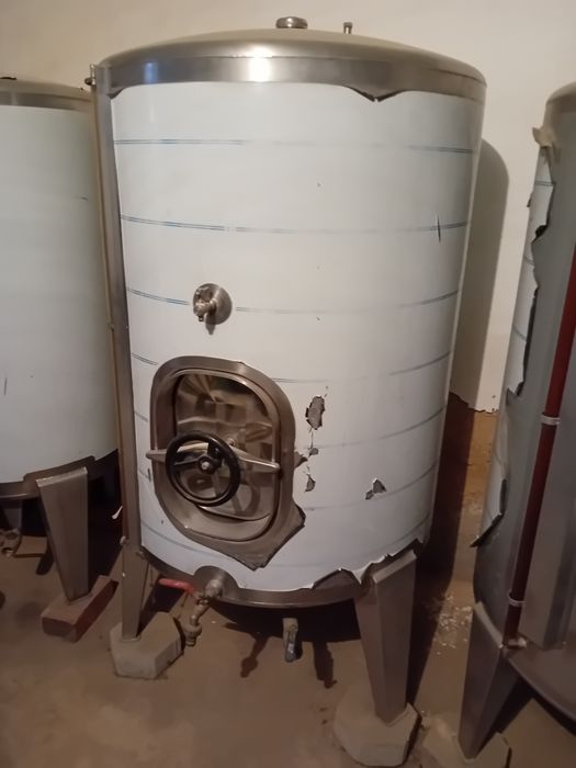 Cubas de 500l e de 300l