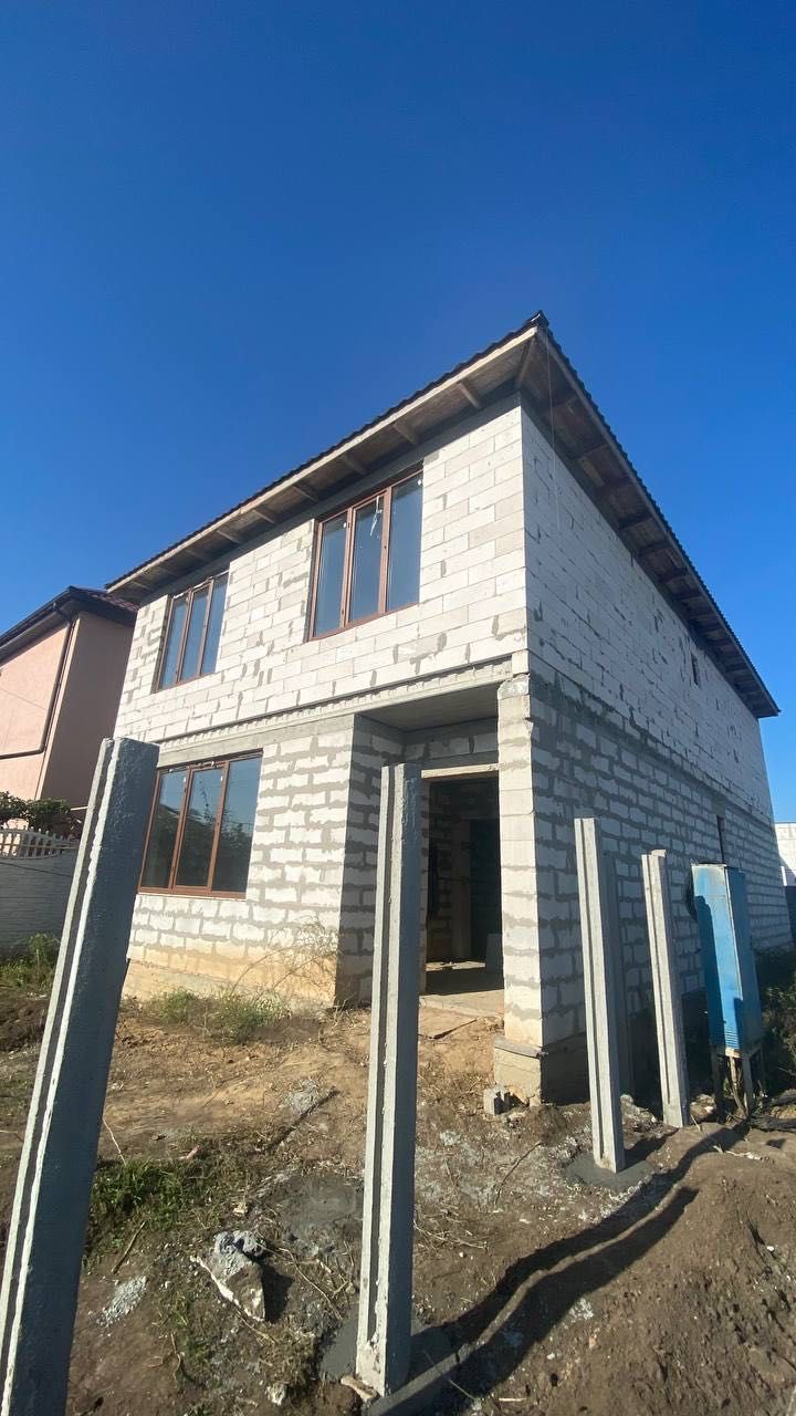 Продается уютный дом в живописном коттеджном городке