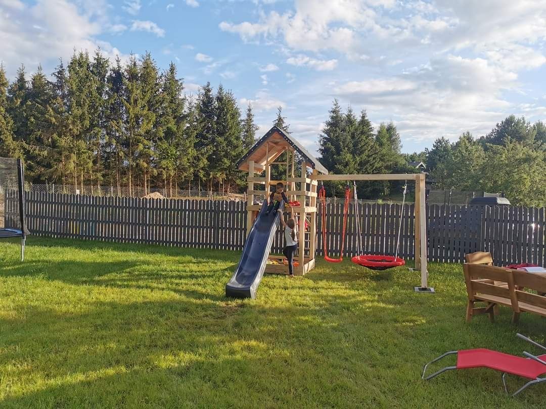 Domek nad jeziorem Świętajno,Bilard,klima, Wi-Fi, jacuzzi,łódka