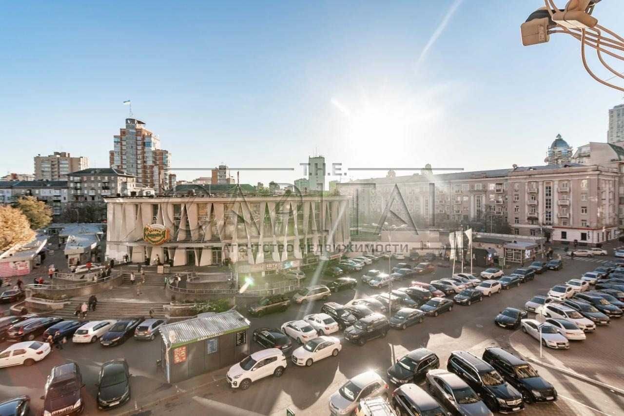 Оренда унікальної 3х квартири/вул Мирного Панаса, 12/155 м2/Печерський