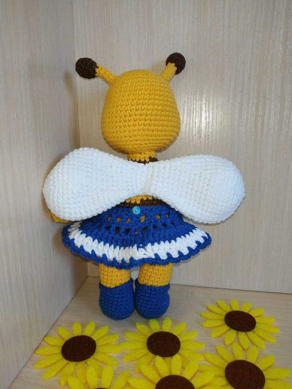 Пчелка Лия в юбке, мягкая игрушка, ручная работа