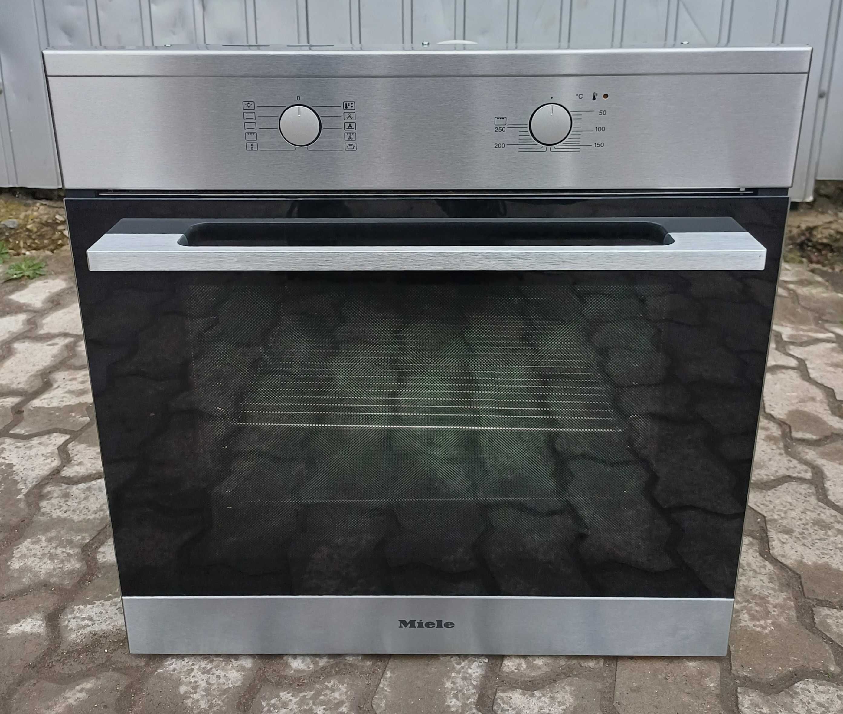 Встраиваемая духовка Миле Miele H 2162 B нерж сталь б/у Germany