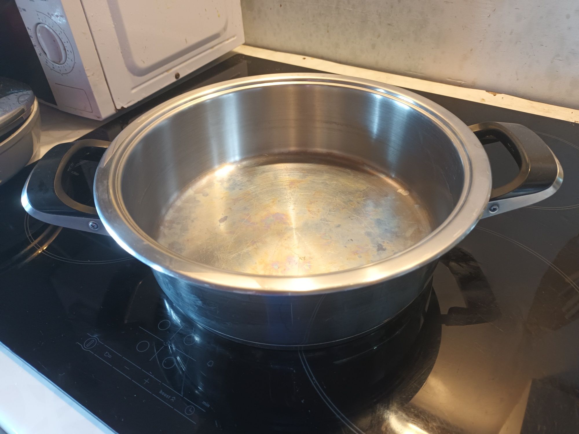 AMC Garnek 3,3 L