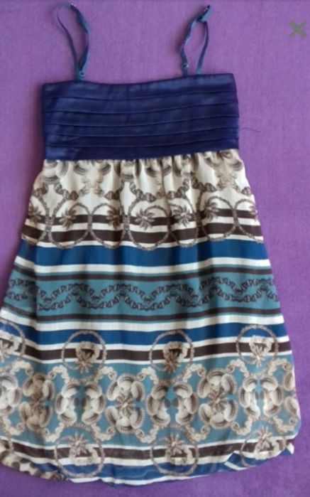 Sukienka bombka w marynarskim stylu r.36