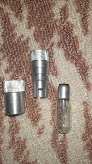 Лампочка 8в 20вт.