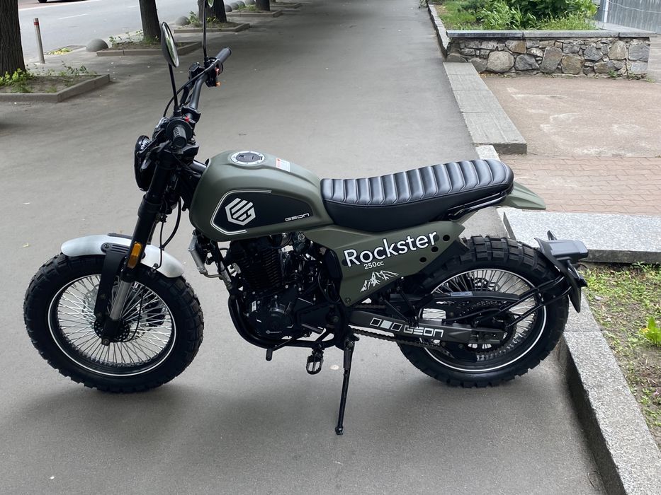 Мотоцикл GEON ROCKSTER 250