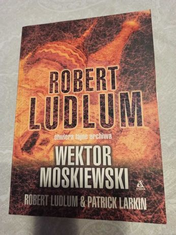 Wektor moskiewski Patrick Larkin, Robert Ludlum