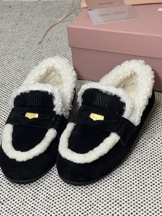 Лофери MiuMiu з хутром  преміум якість