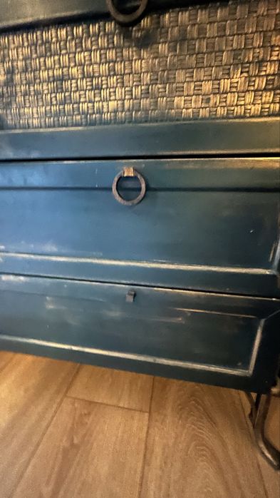 Sypialnia drewno metal