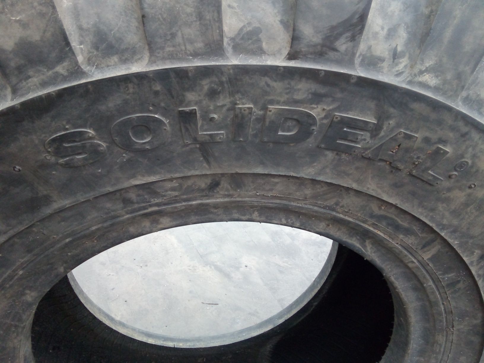 SOLIDEAL LOADMASTER 17.5-25 L3 16PR E3/L3/G3 opona używana pojedynka