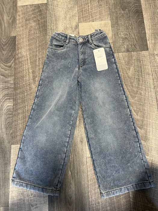 Ідеальні теплі джинси для дівчинки 6-7 років