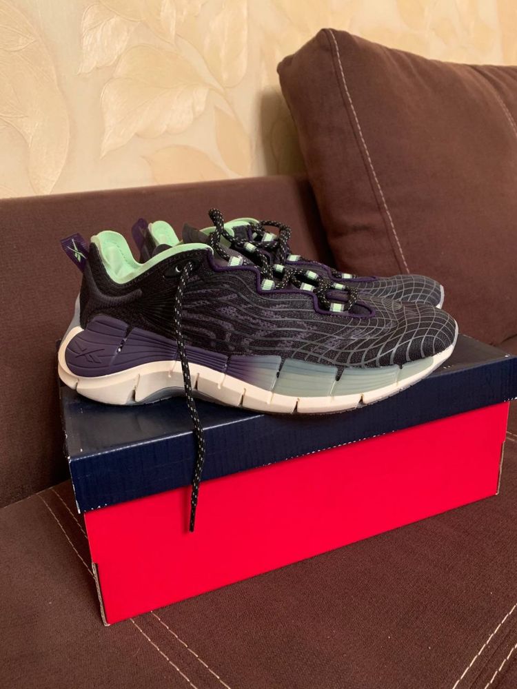 Reebok кросівки