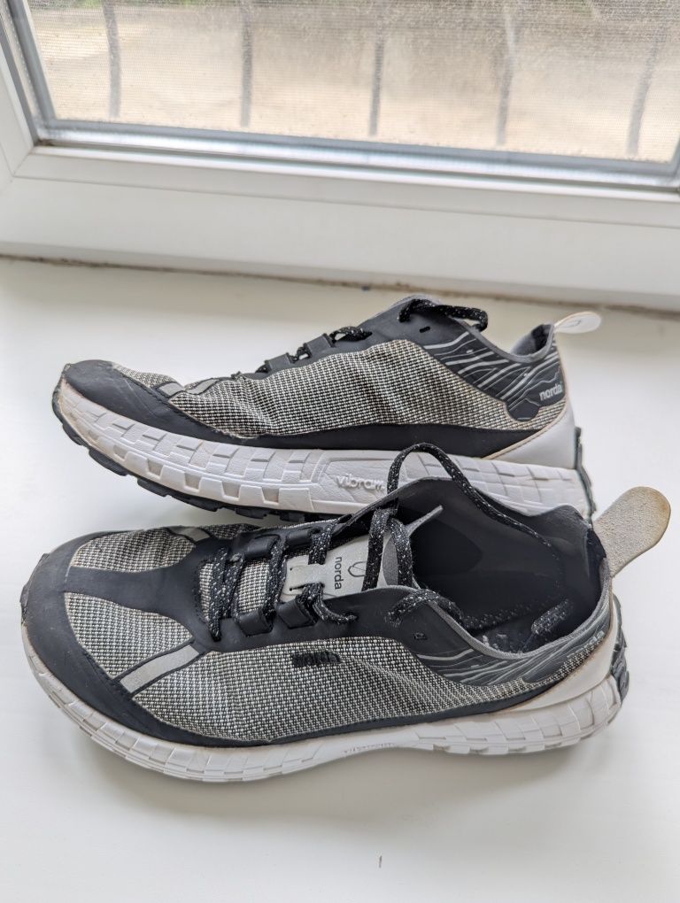трейлові кросівки norda 001. оригінал. 26см vibram. dyneema