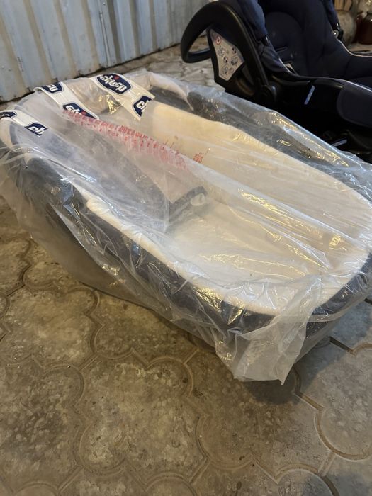 Продам коляску Chicco 3 в 1 ( коляска/люлька/автокрісло)