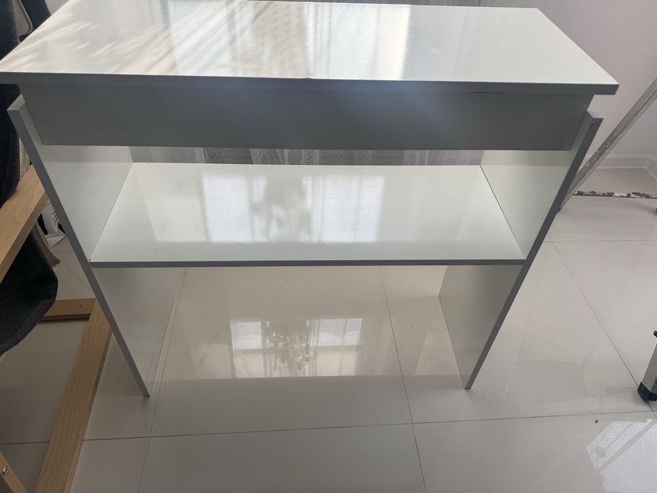 Toaletka biała wys80cm, dlug80cm, glęb30