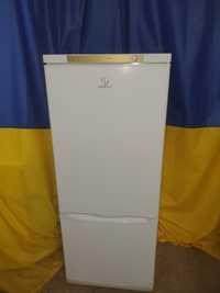 Холодильник Indesit 150см