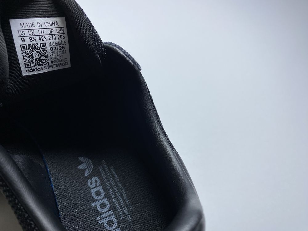 42.5-27см ОРИГІНАЛ 100% Кросівки ADIDAS ZX 700 HD G55780