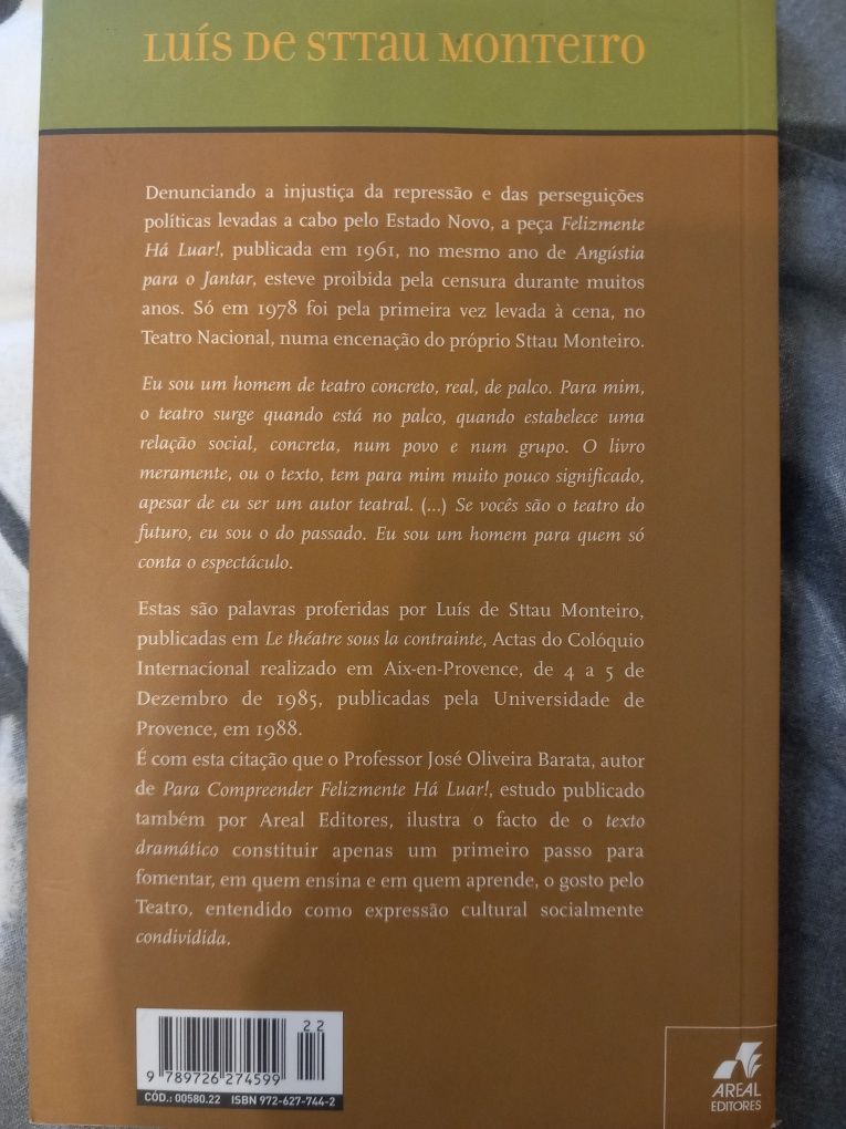 Livro felizmente há luar de Luís de Sttau Monteiro