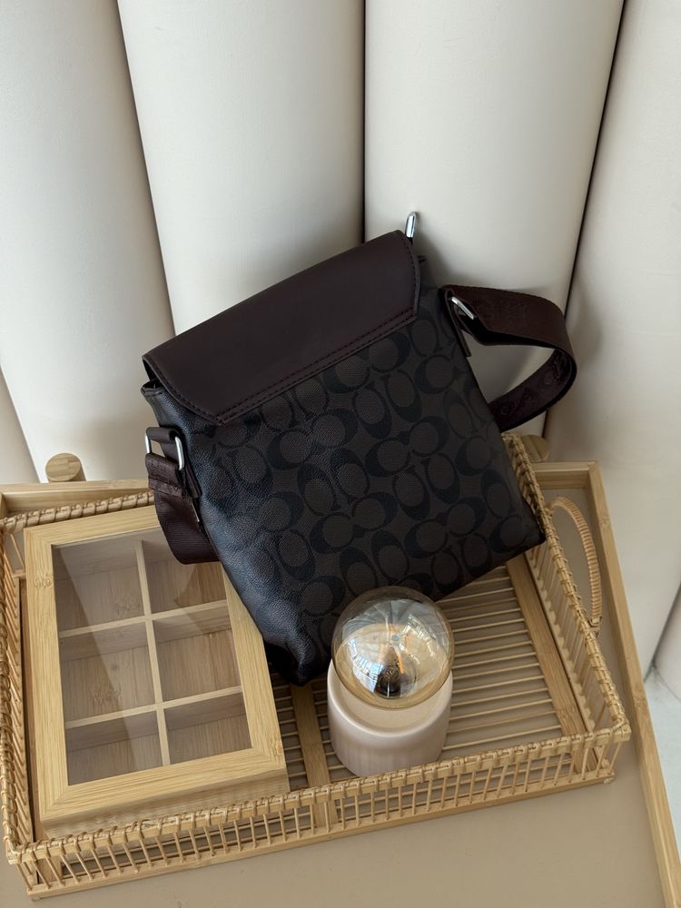 Сумка-мессенджер Coach чоловіча через плече