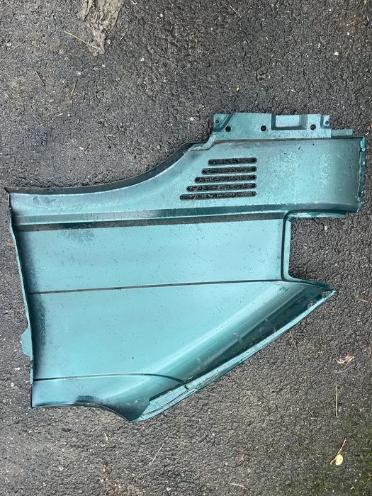 Blotnik VW T4 Caravelle nowy orginalny