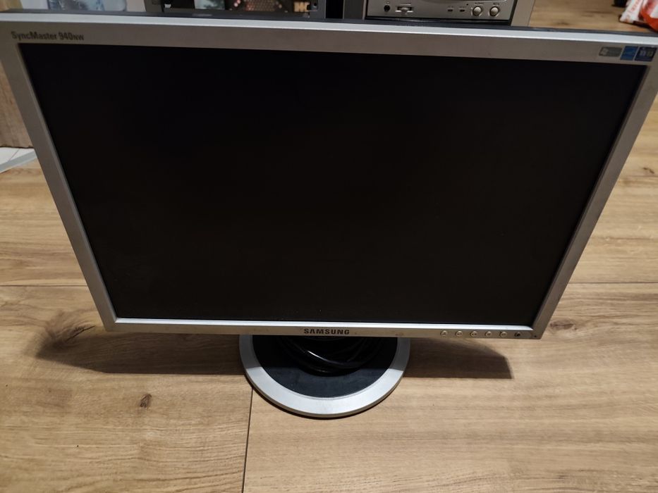 Sprzedam komputery +monitor