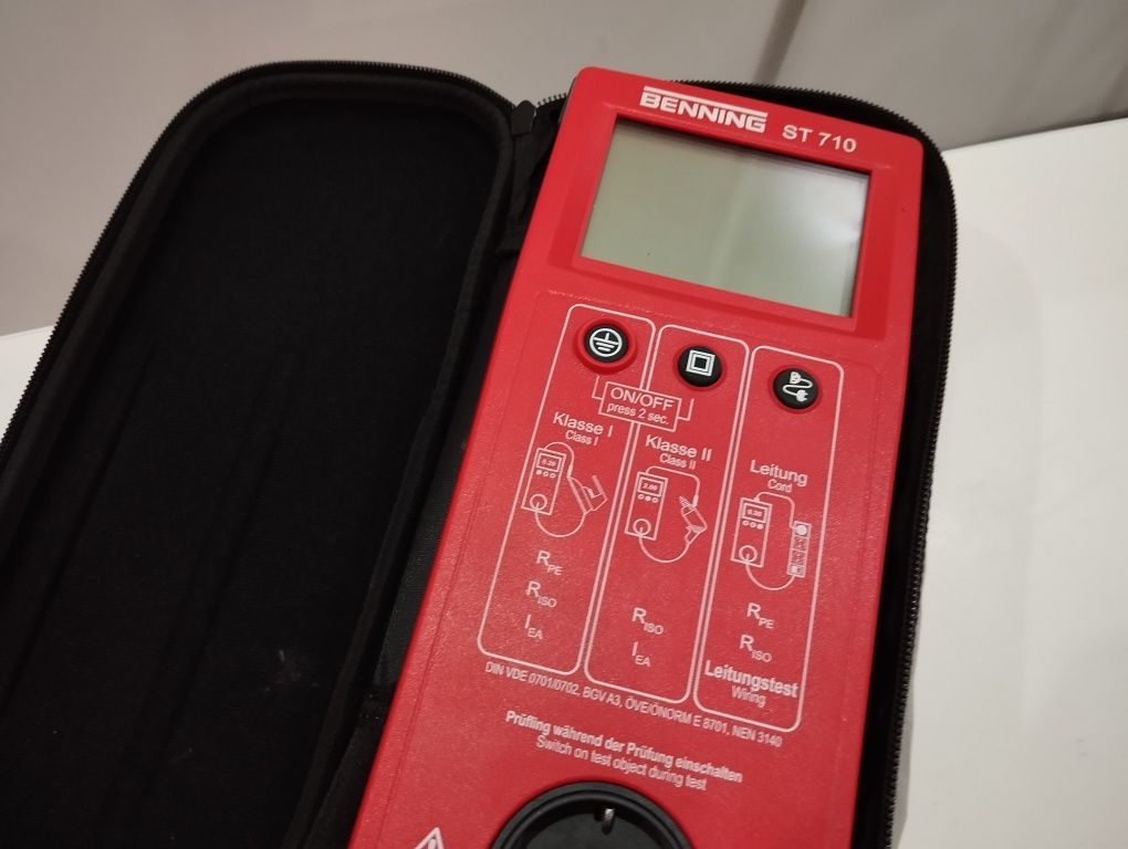 BENNING ST 710 miernik tester urządzeń elektrycznych