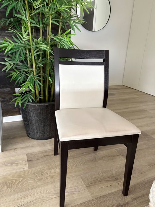 Excelente oportunidade de cadeiras sala