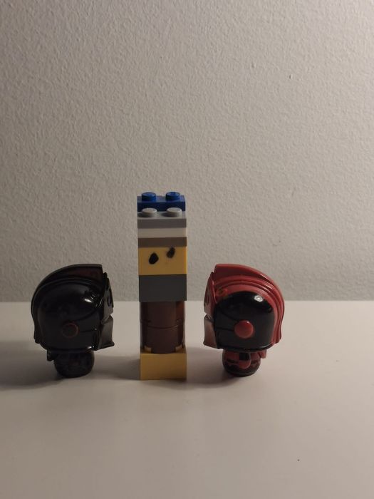 4 figuras fortnite