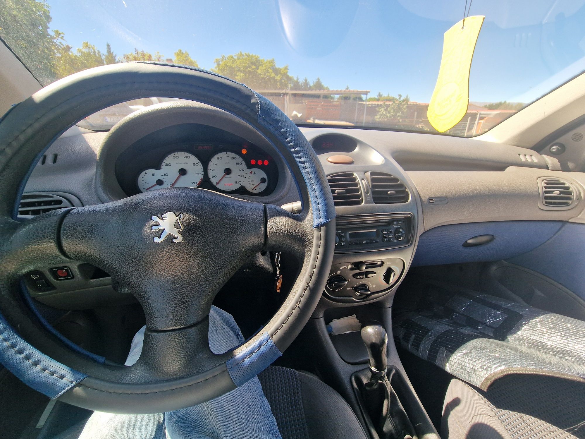 PEUGEOT 206 Hatchback 1.1 i