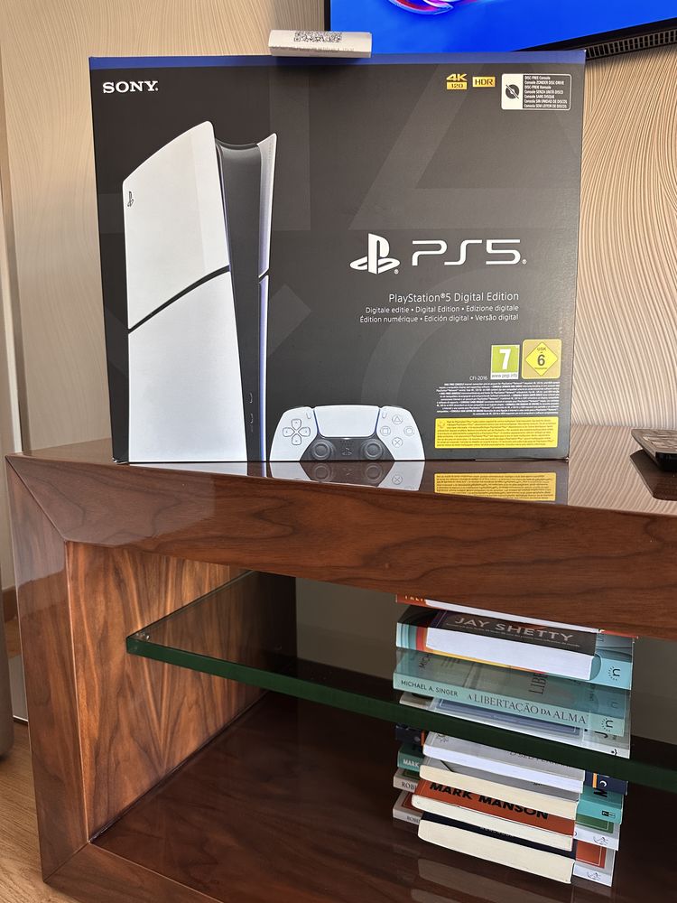 Vendo Playstation 5 nova com fatura e garantia