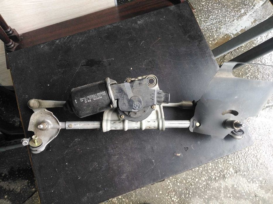 Motor Limpa Vidros Frente Toyota Yaris 2001