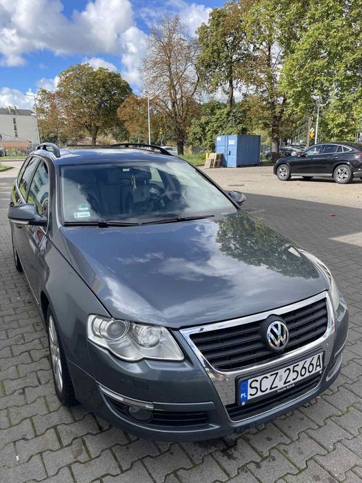 Volkswagen Passat Passat B6 2.0 DSG nowy akumulator nowe tarcze klocki tył. SPRAWNE