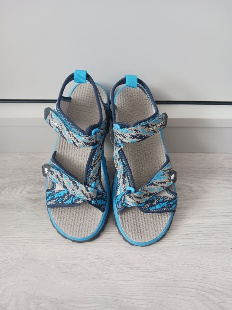 Sandały Quechua rozm. 36 (23 cm)