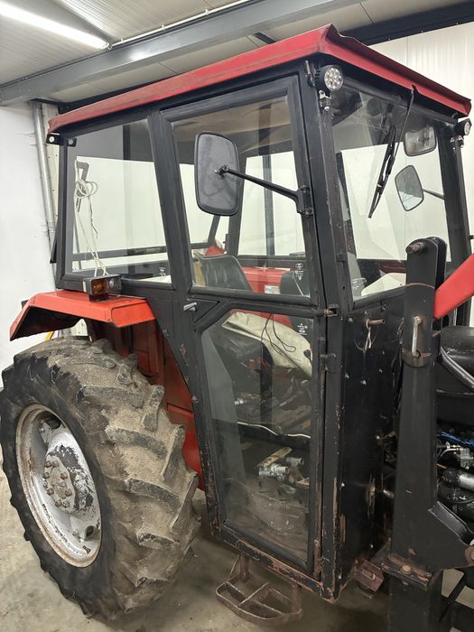 Sprzedam kabine z błotnikami lampami ursus 3512 MF255