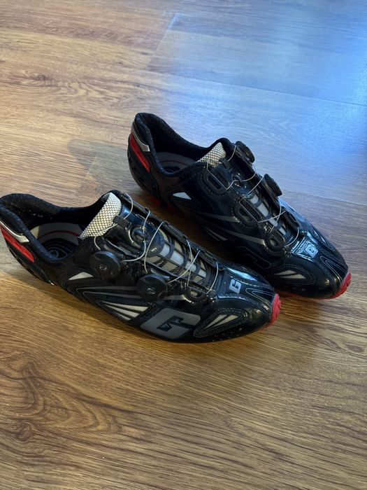 Веловзуття Gaerne carbon fiber