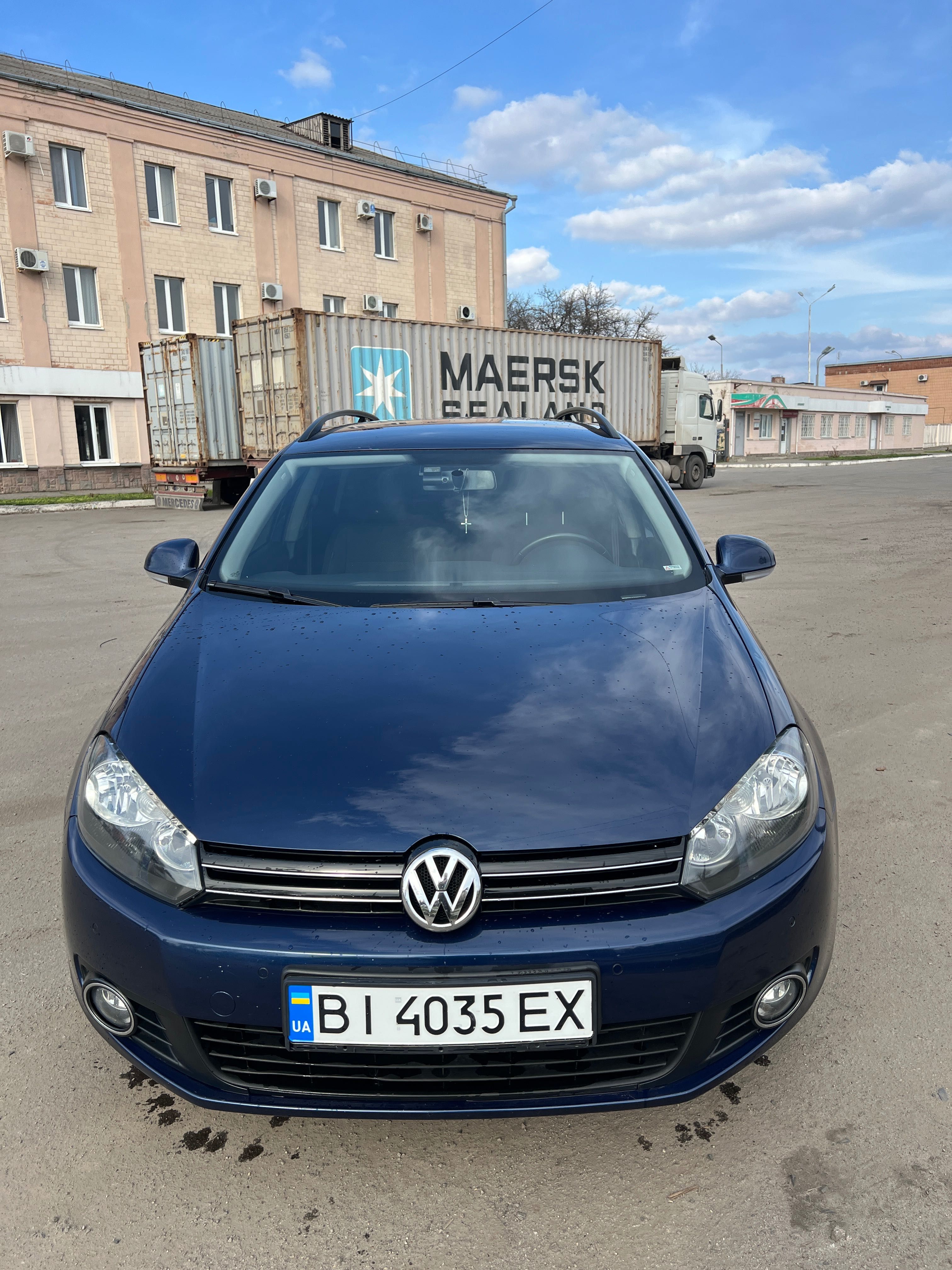 VW Golf VI 1.6 TDI 5-МКПП, 2012