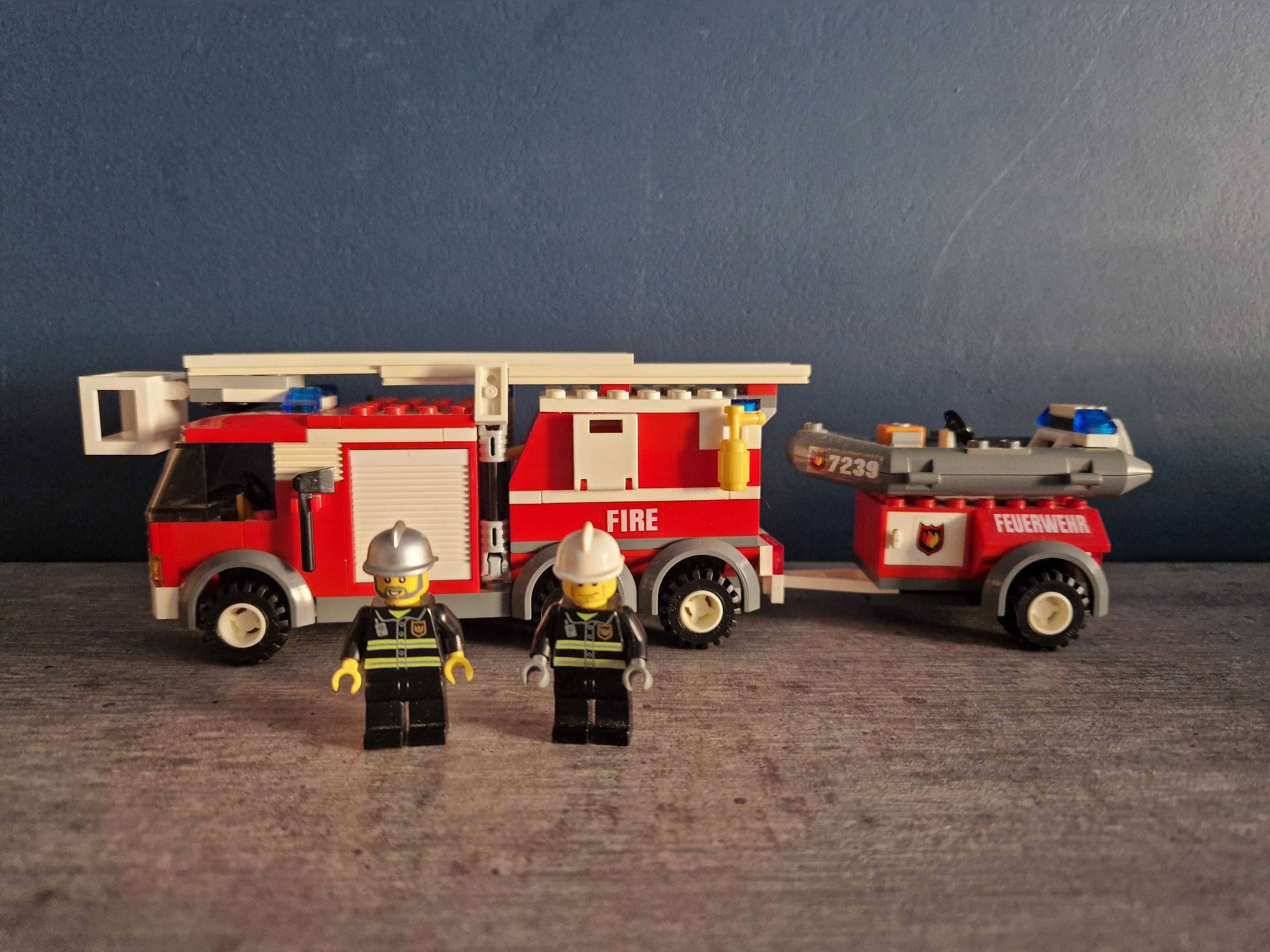 Klocki LEGO City 7239 Wóz strażacki