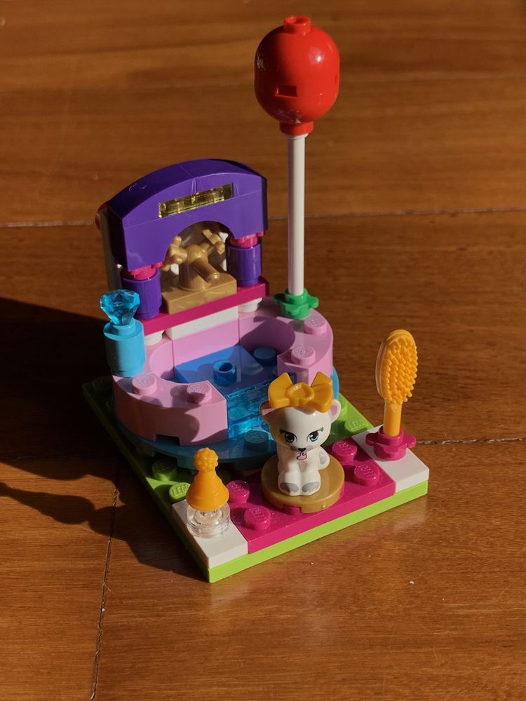 Lego Friends grooming gato