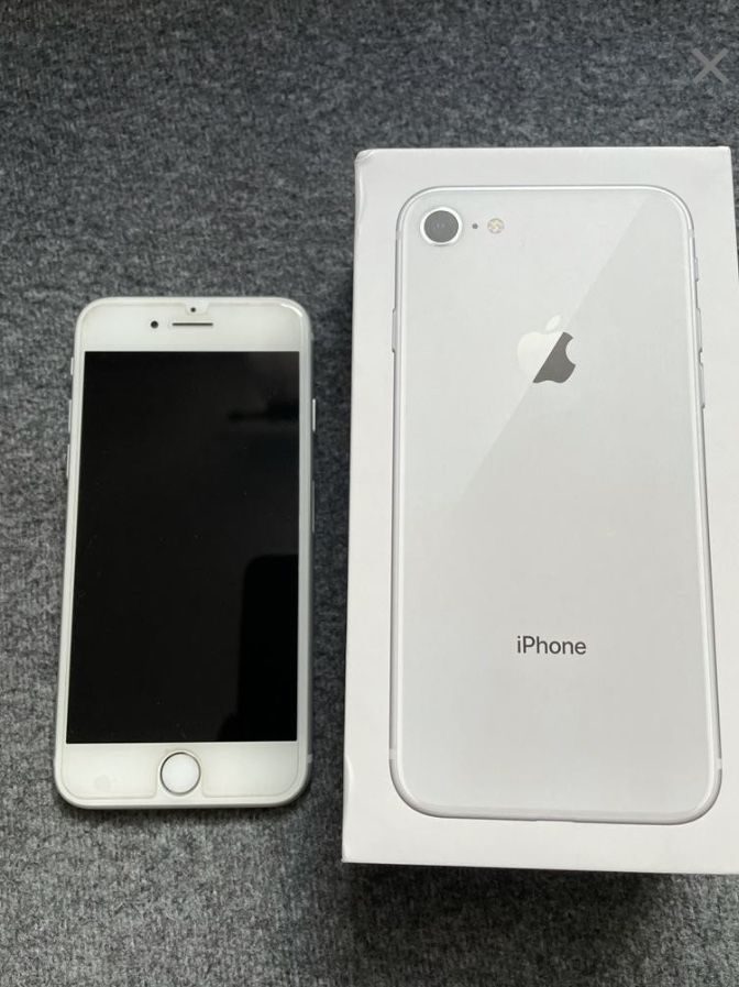 Apple iPhone 8, Silver, 64 GB