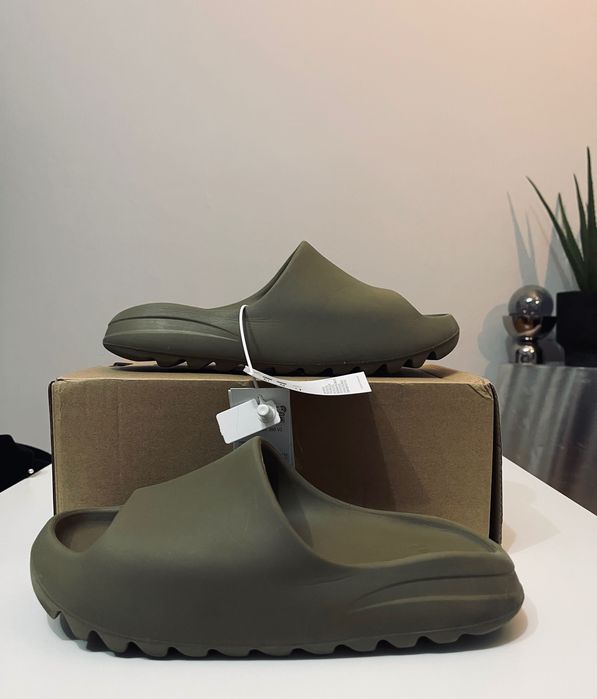 Klapki Yeezy Adidas 41