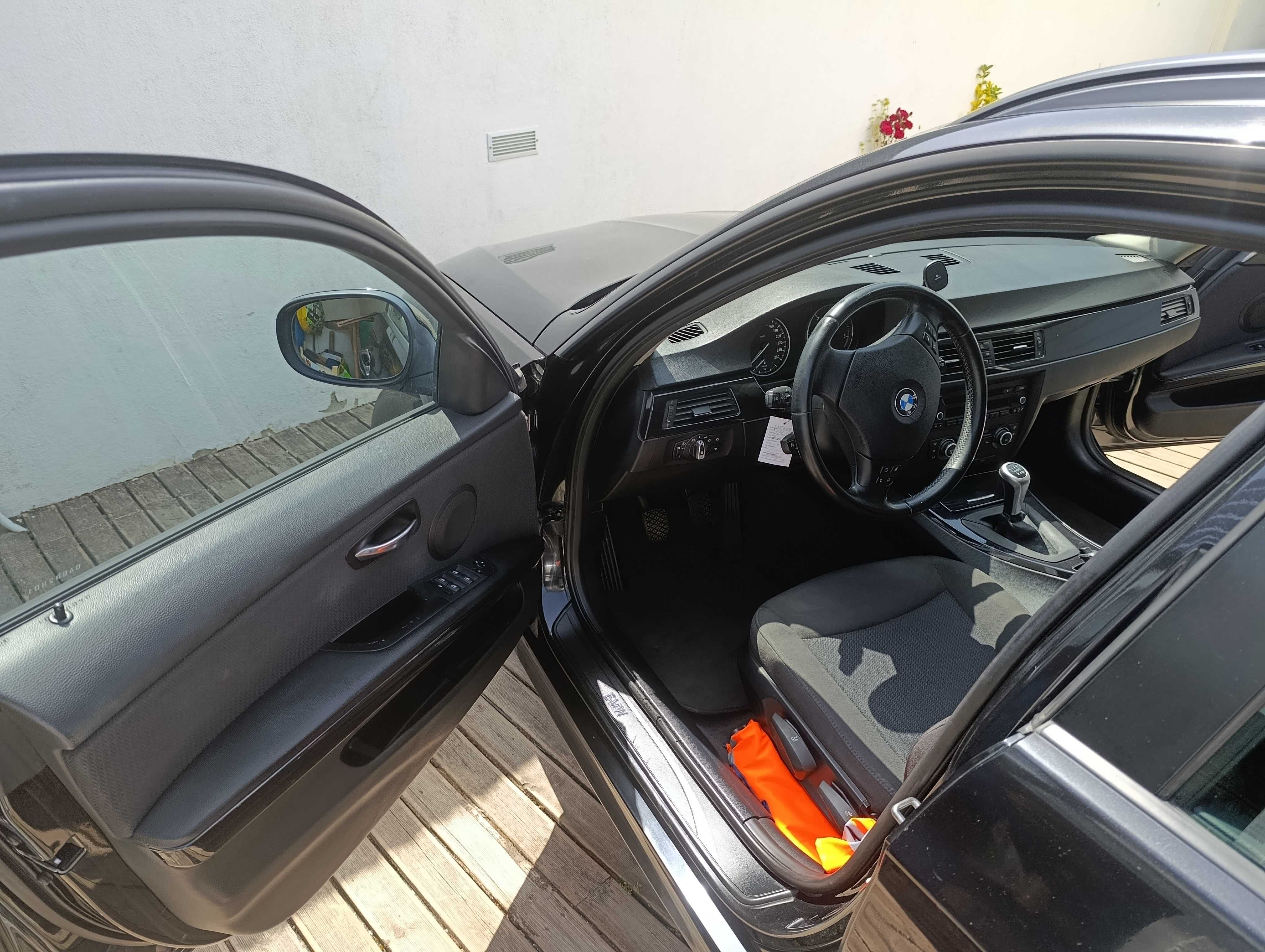 BMW 318 d touring 2010