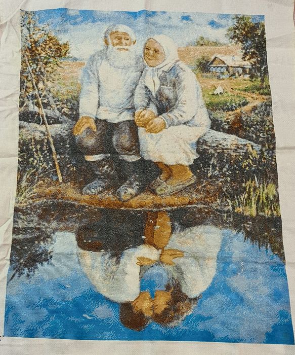 Картина вышита крестиком