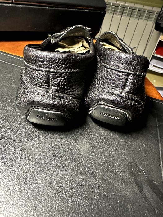 Sapatos de marca: Prada